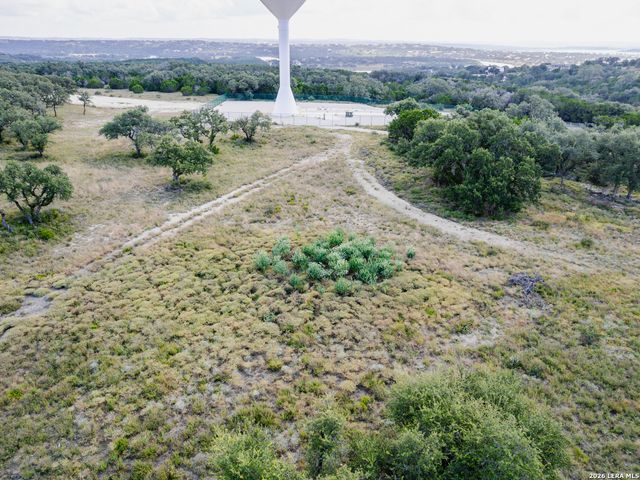 1814 Paradise Parkway, Canyon Lake, TX 78133