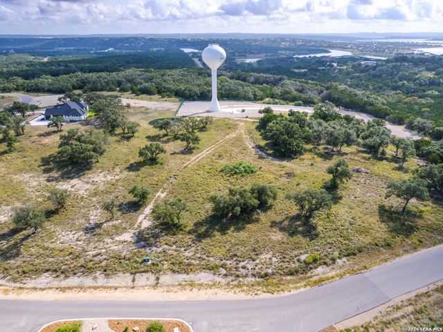 1814 Paradise Parkway, Canyon Lake, TX 78133