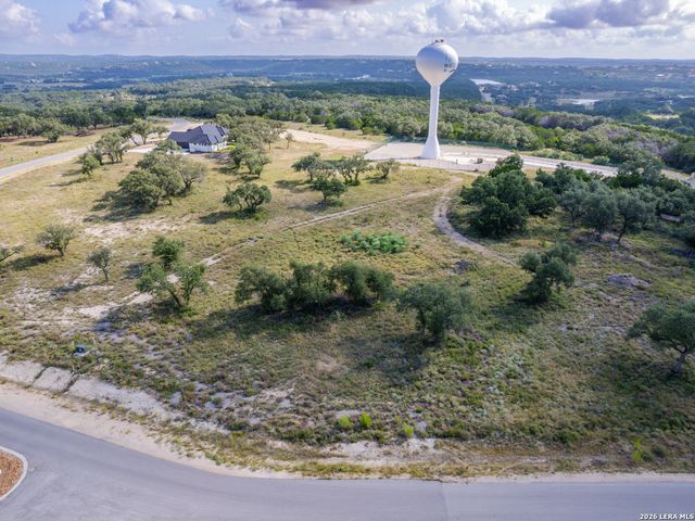 1814 Paradise Parkway, Canyon Lake, TX 78133