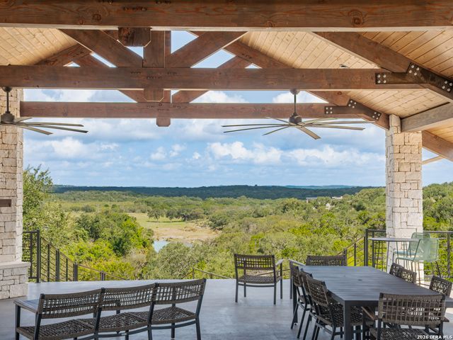 1814 Paradise Parkway, Canyon Lake, TX 78133