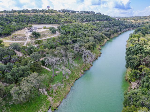 1814 Paradise Parkway, Canyon Lake, TX 78133
