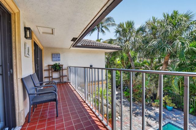 4310 S Ocean Boulevard B, Highland Beach, FL 33487