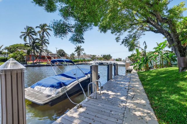 4310 S Ocean Boulevard B, Highland Beach, FL 33487