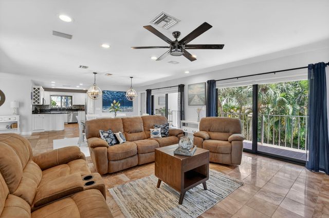 4310 S Ocean Boulevard B, Highland Beach, FL 33487