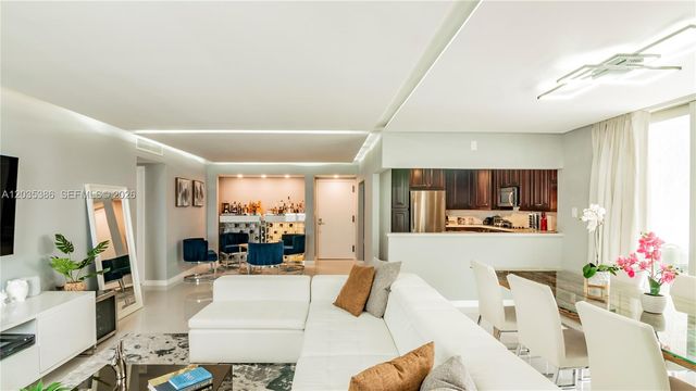 5750 Collins Avenue 7A, Miami Beach, FL 33140