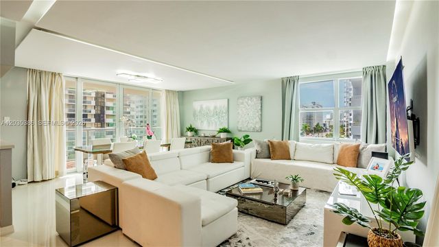 5750 Collins Avenue 7A, Miami Beach, FL 33140