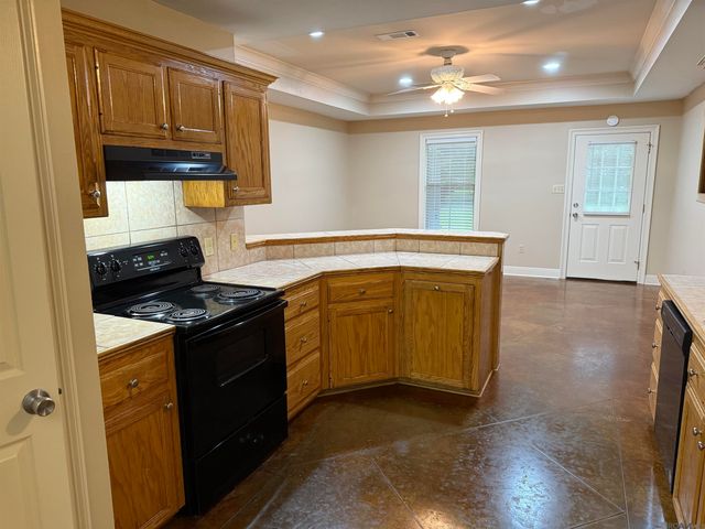 58120 Sherburne St, Plaquemine, LA 70764