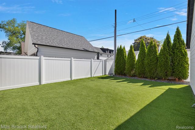 1497 Stanley Boulevard, Birmingham, MI 48009