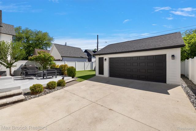 1497 Stanley Boulevard, Birmingham, MI 48009