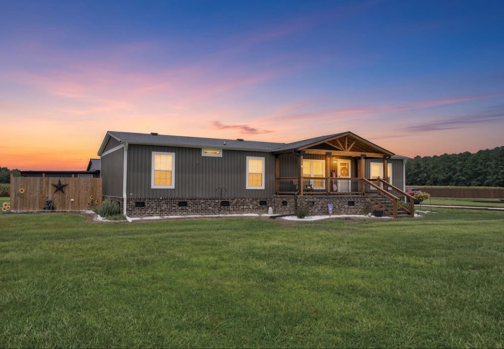 7583 Highway 66, Loris, SC 29569 — exterior
