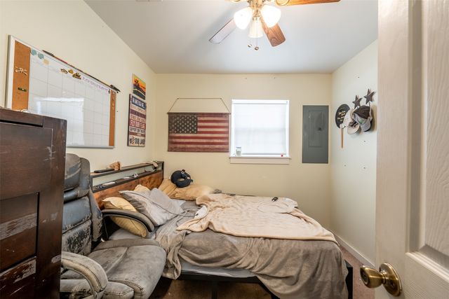 408 E Kolstad Street, Palestine, TX 75801