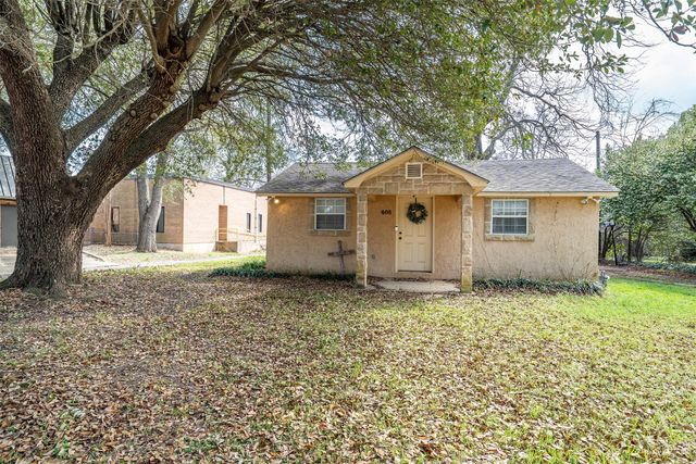 408 E Kolstad Street, Palestine, TX 75801