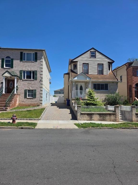 929 Adams Ave, Elizabeth City, NJ 07201 — photo 2