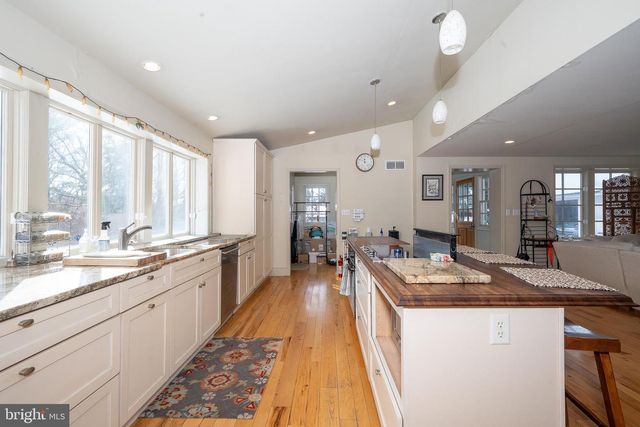 449 BOXWOOD RD, Bryn Mawr, PA 19010