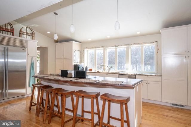 449 BOXWOOD RD, Bryn Mawr, PA 19010