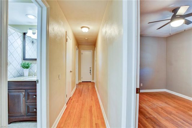 113 Thrasher RD, Chesapeake, VA 23320