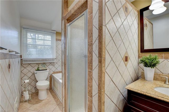 113 Thrasher RD, Chesapeake, VA 23320