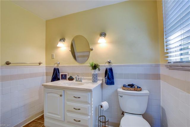 113 Thrasher RD, Chesapeake, VA 23320