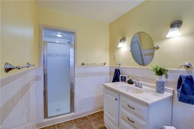 113 Thrasher RD, Chesapeake, VA 23320