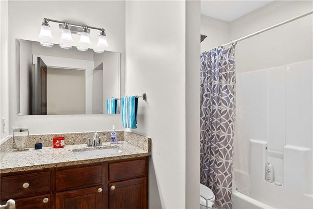 1037 Lyndhurst Way SE, Conyers, GA 30013