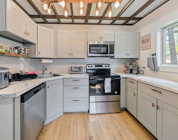 4 Lower Highlands Road G, Dover, VT 05356