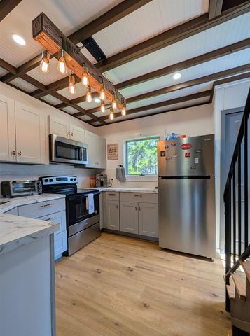 4 Lower Highlands Road G, Dover, VT 05356