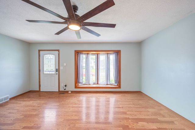 4520 Wakonda Drive, Norwalk, IA 50211