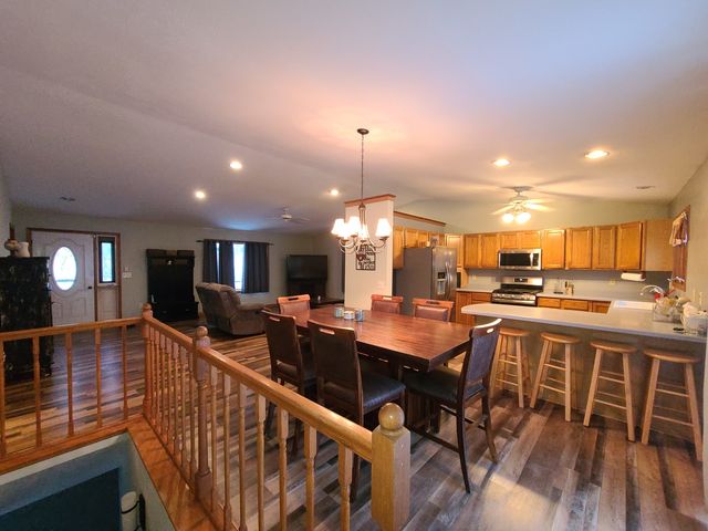 24200 Hillcrest Drive, Sterling, IL 61081