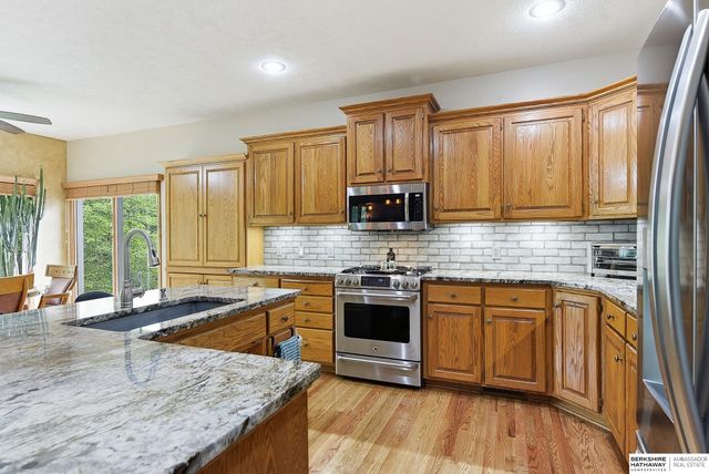 5634 N 142nd Avenue, Omaha, NE 68164