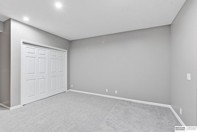 5634 N 142nd Avenue, Omaha, NE 68164