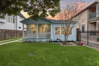 207 Tabor Street, Houston, TX 77009