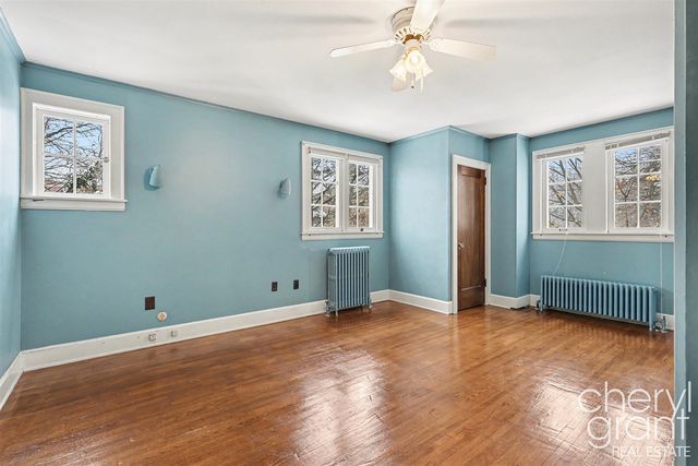 618 Laurel Avenue, Grand Rapids, MI 49506