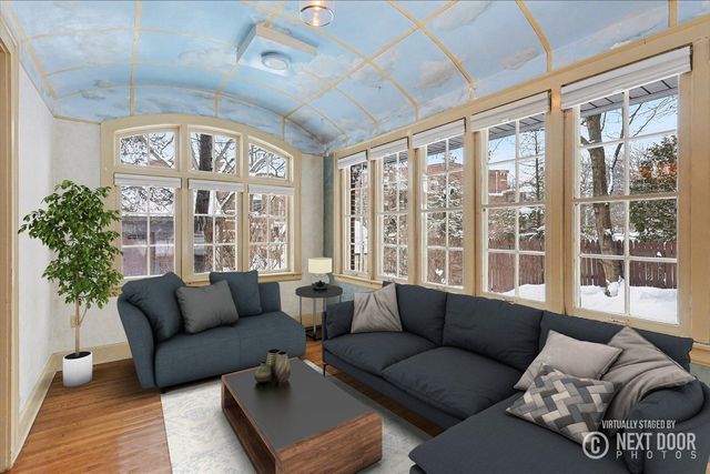 618 Laurel Avenue, Grand Rapids, MI 49506