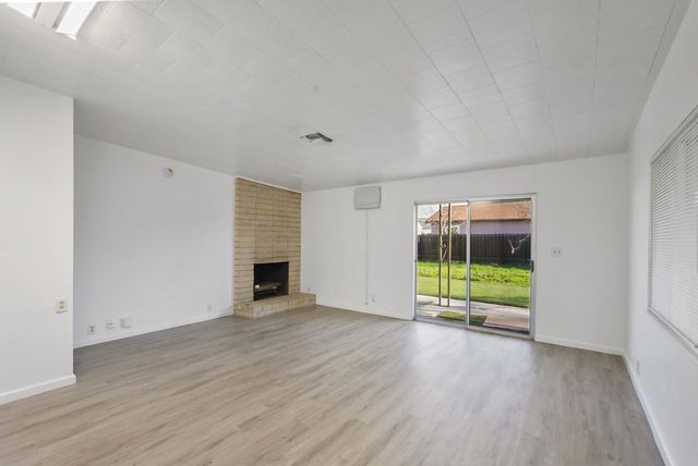 3540 Sierra Madre Ave, Stockton, CA 95204