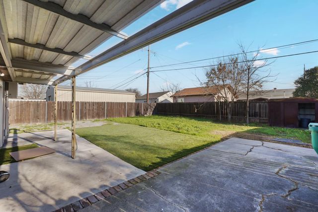 3540 Sierra Madre Ave, Stockton, CA 95204