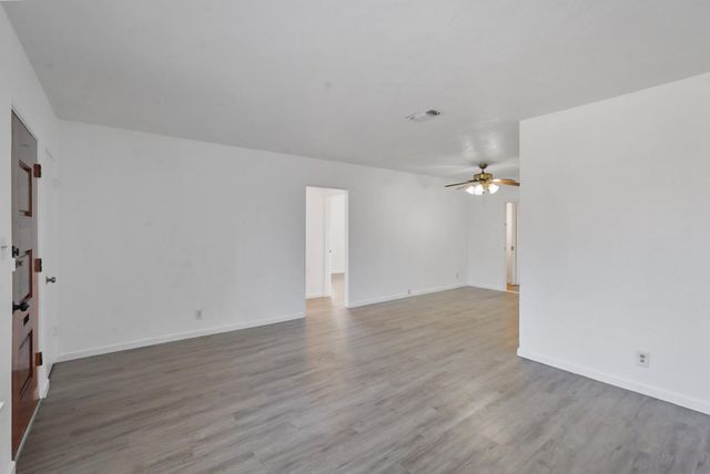 3540 Sierra Madre Ave, Stockton, CA 95204