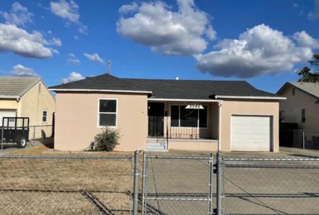 3540 Sierra Madre Ave, Stockton, CA 95204