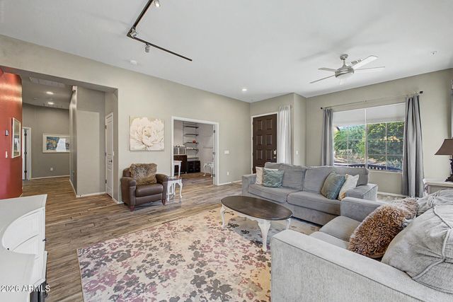 18172 W BUCKHORN Drive, Goodyear, AZ 85338