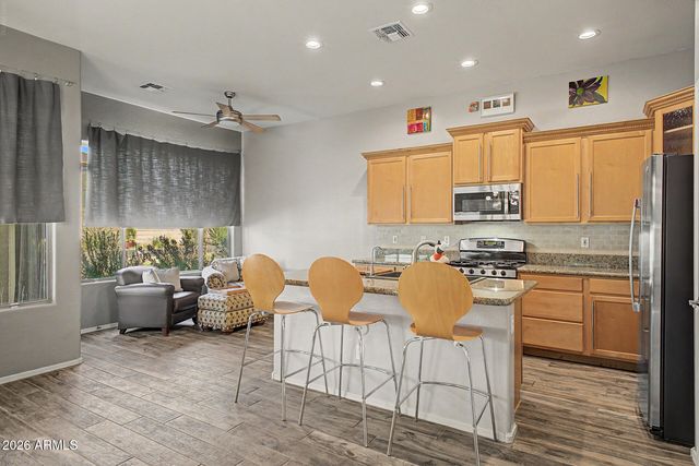 18172 W BUCKHORN Drive, Goodyear, AZ 85338