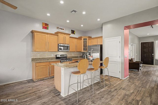 18172 W BUCKHORN Drive, Goodyear, AZ 85338