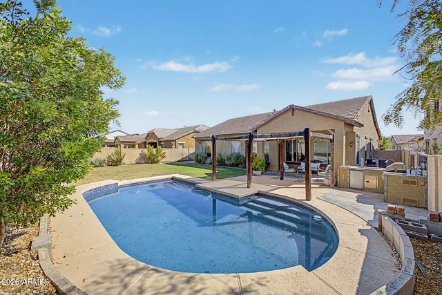 18172 W BUCKHORN Drive, Goodyear, AZ 85338