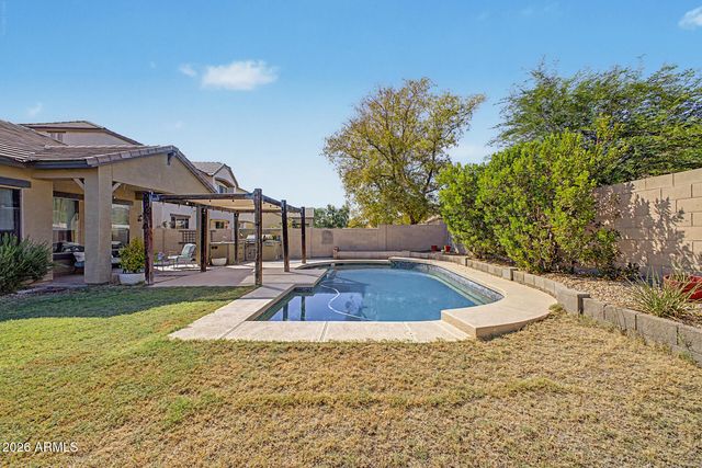 18172 W BUCKHORN Drive, Goodyear, AZ 85338