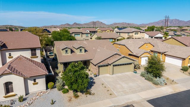 18172 W BUCKHORN Drive, Goodyear, AZ 85338