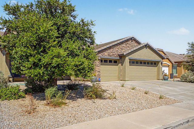 18172 W BUCKHORN Drive, Goodyear, AZ 85338
