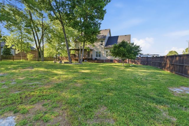 830 Ridgetop Dr, Mount Juliet, TN 37122