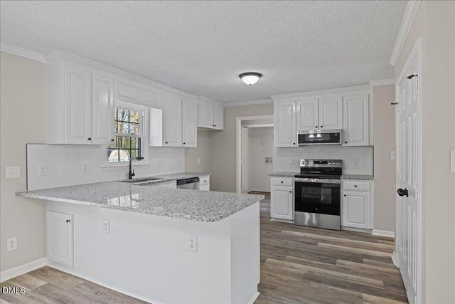 209 Hunters Farm Drive, Raleigh, NC 27603