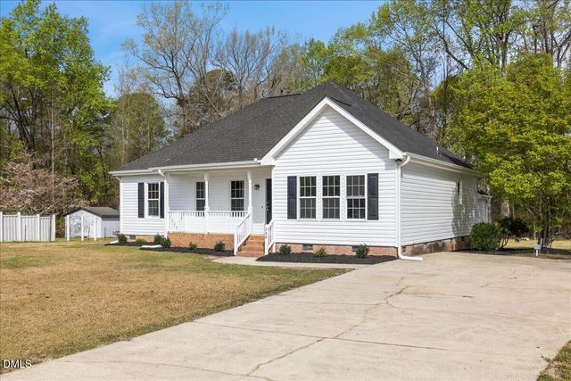 209 Hunters Farm Drive, Raleigh, NC 27603