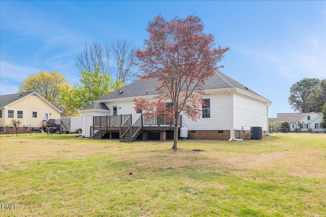 209 Hunters Farm Drive, Raleigh, NC 27603