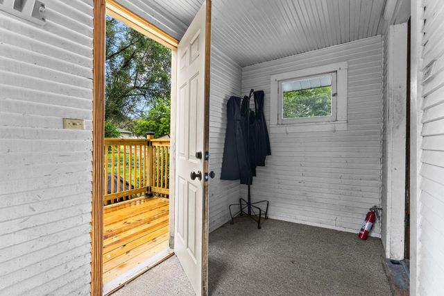 209 3rd Street W, Jordan, MN 55352