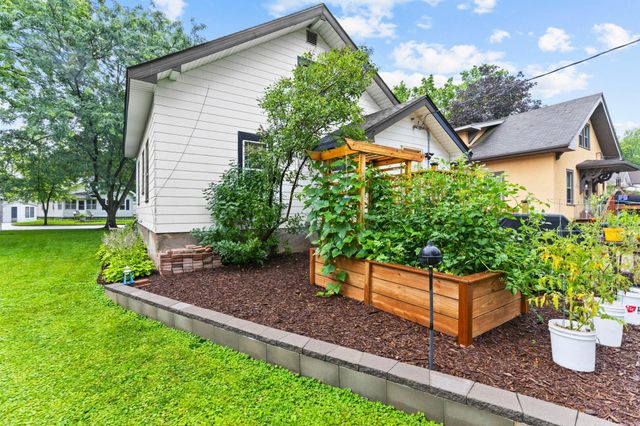209 3rd Street W, Jordan, MN 55352